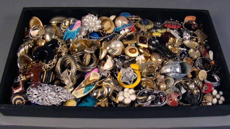 Large Lot of Ladies 40's- 70's Costume Jewelry Earrings