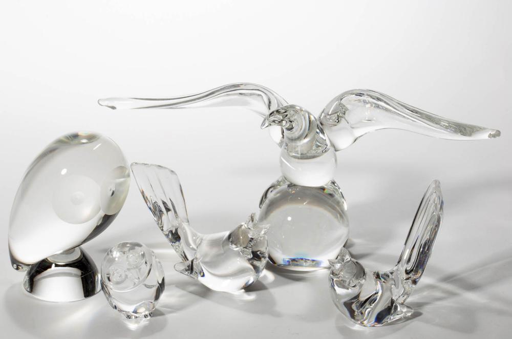 STEUBEN CRYSTAL ART GLASS SCULPTURES / FIGURINES, LOT OF FIVE