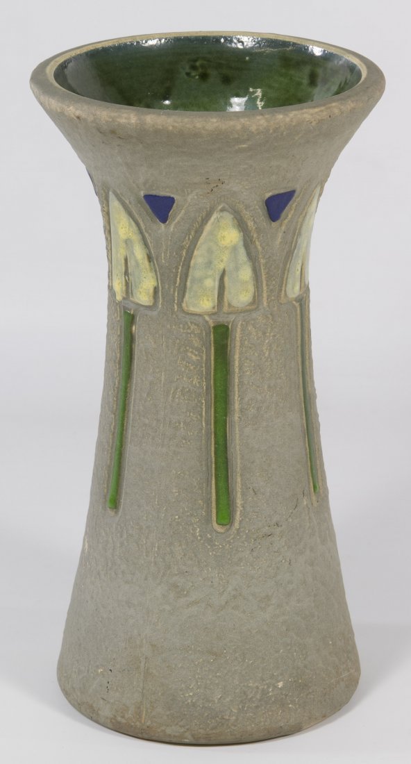 Roseville 'Mostique' Vase