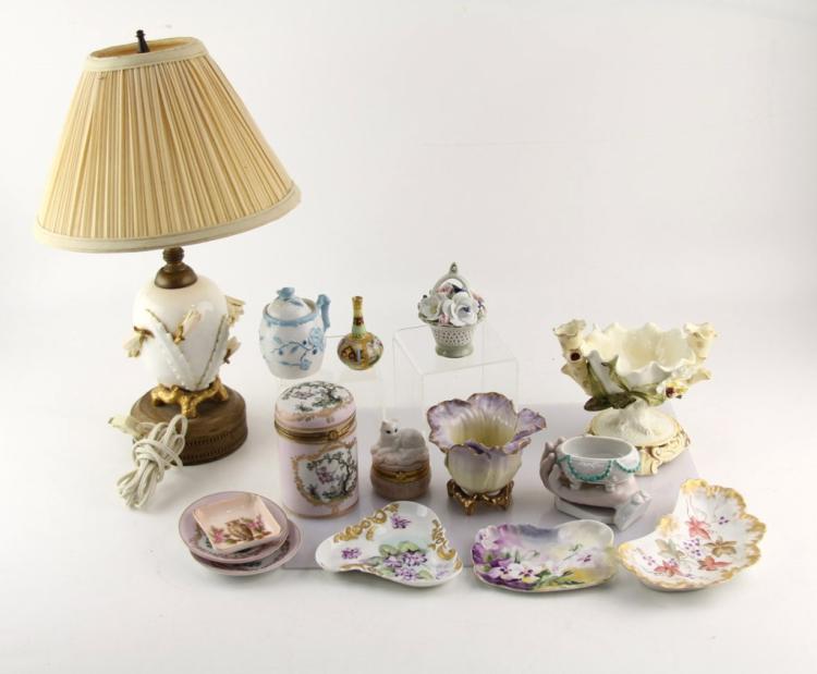 MIXED LOT OF 15 MOSTLY EUROPEAN PORCELAIN ITEMS