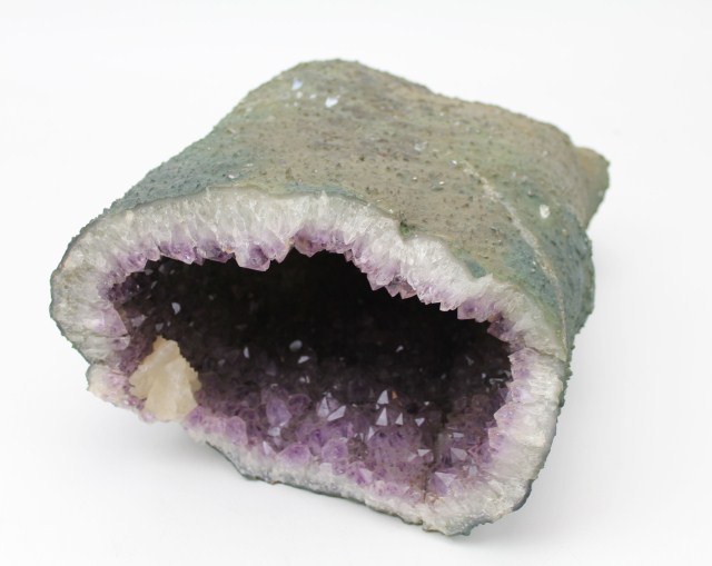 LARGE NATURAL AMETHYST CRYSTAL GEODE