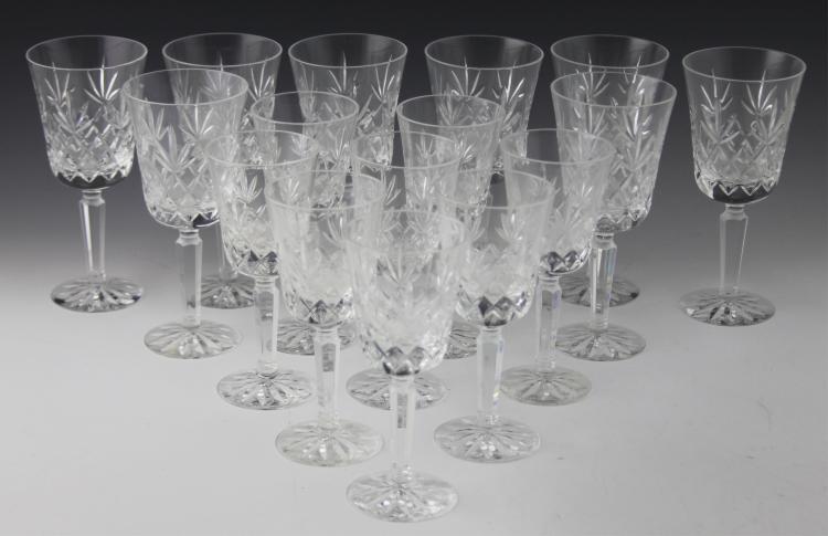 (16) LENOX CHARLESTON CRYSTAL GLASSES