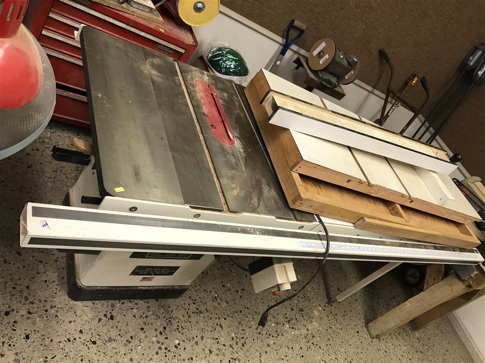DELTA 10" TABLE SAW