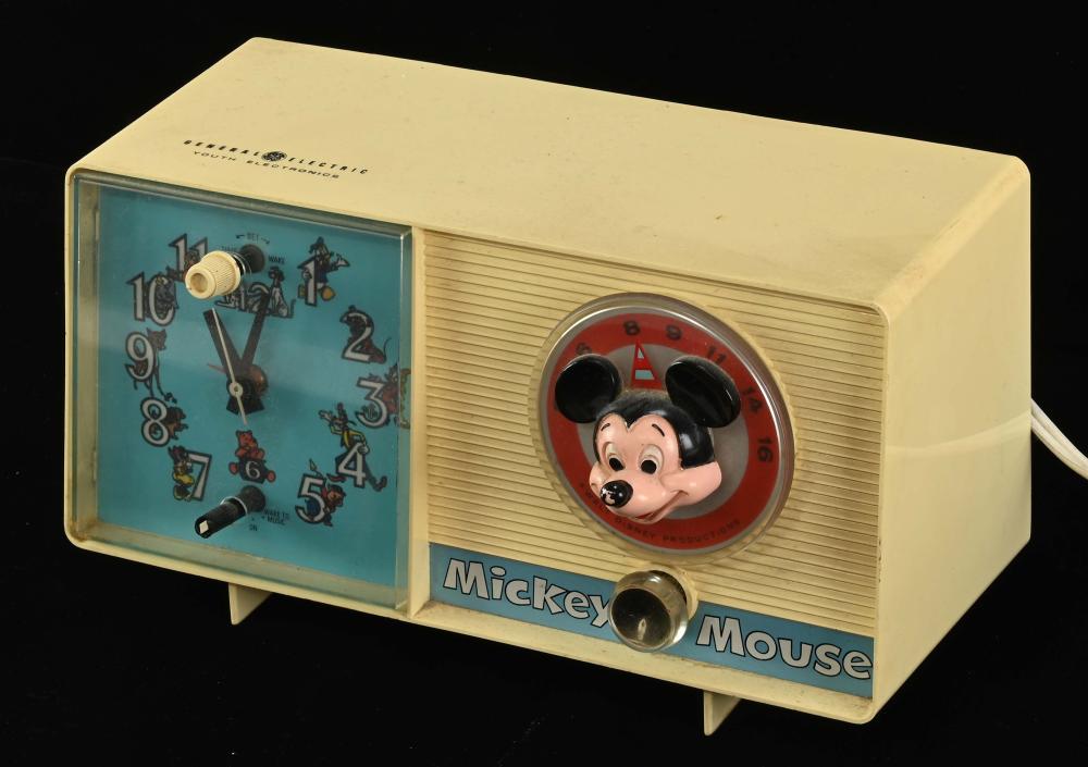 Vintage Mickey Mouse General Electric Clock Radio
