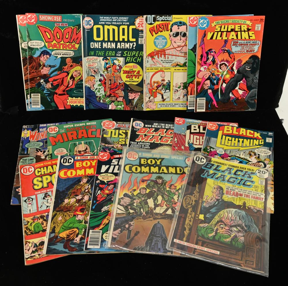 DC Comics Superhero Group Lot Comic Books
