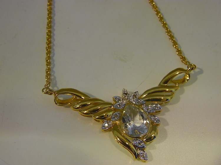 VERMEIL NECKLACE WITH CENTER PENDANT WITH CLEAR GEMSTONE - 18"