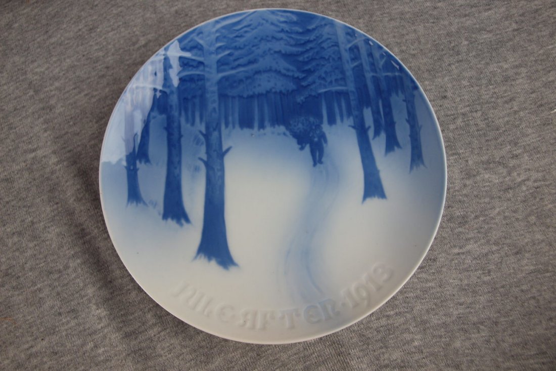 1913 Bing and Grondahl annual Christmas plate