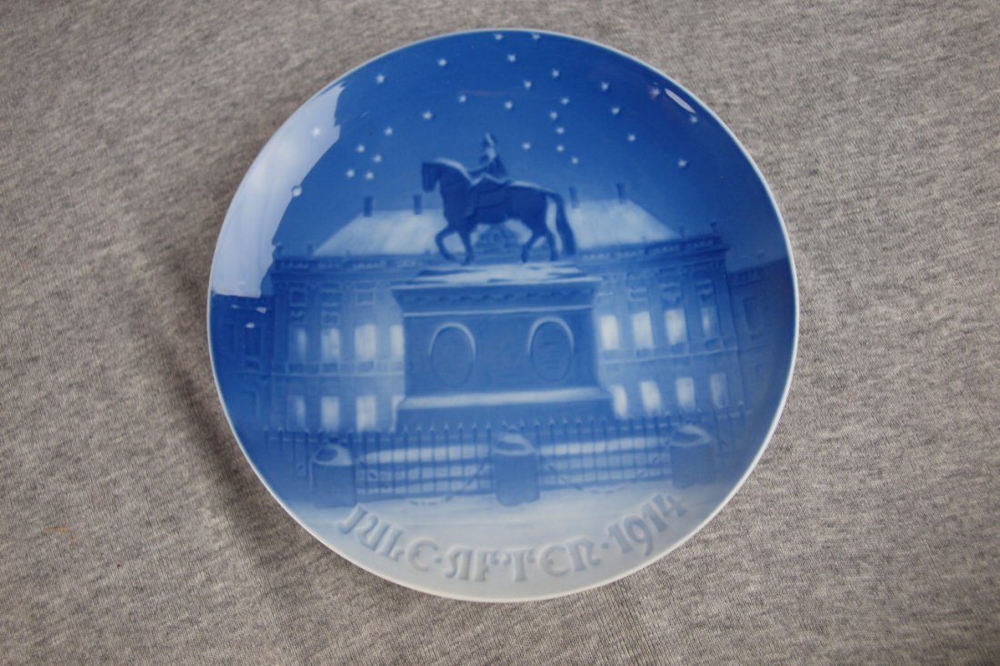 1914 Bing and Grondahl annual Christmas plate