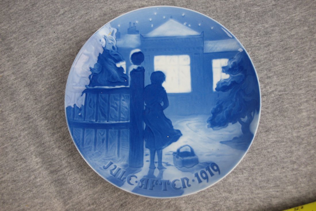 1919 Bing and Grondahl annual Christmas plate