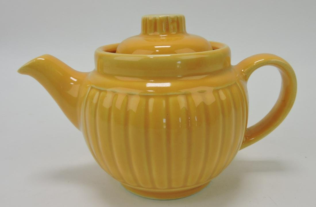 Hall China Everson ribbed teapot, sample,