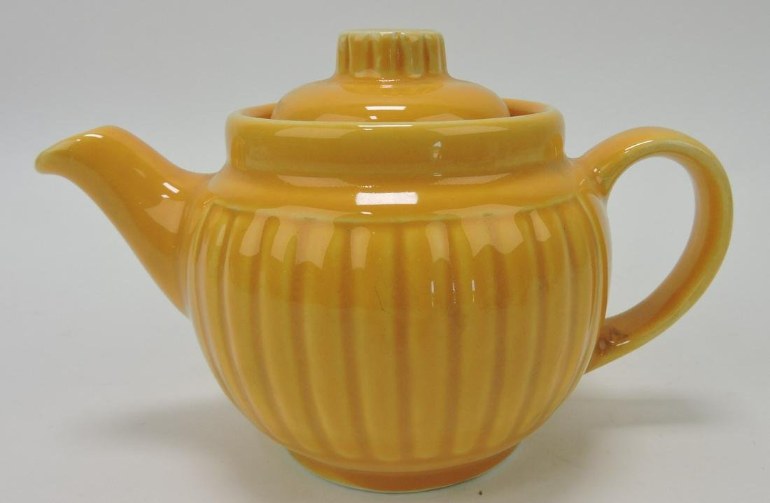 Hall China Everson ribbed teapot, sample,