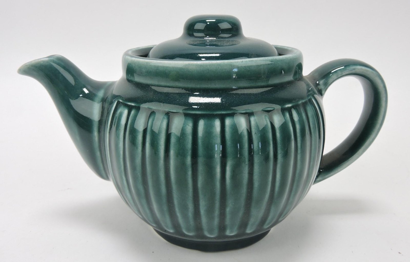 Hall China Everson ribbed teapot, sample,