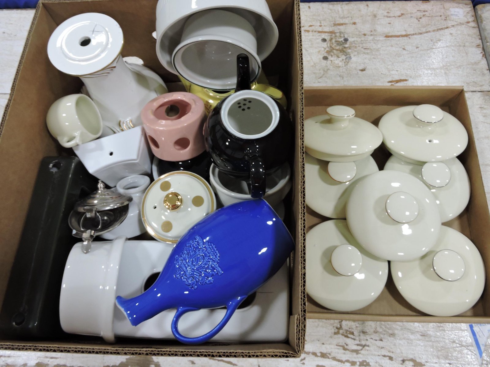 Hall China box of assorted wares