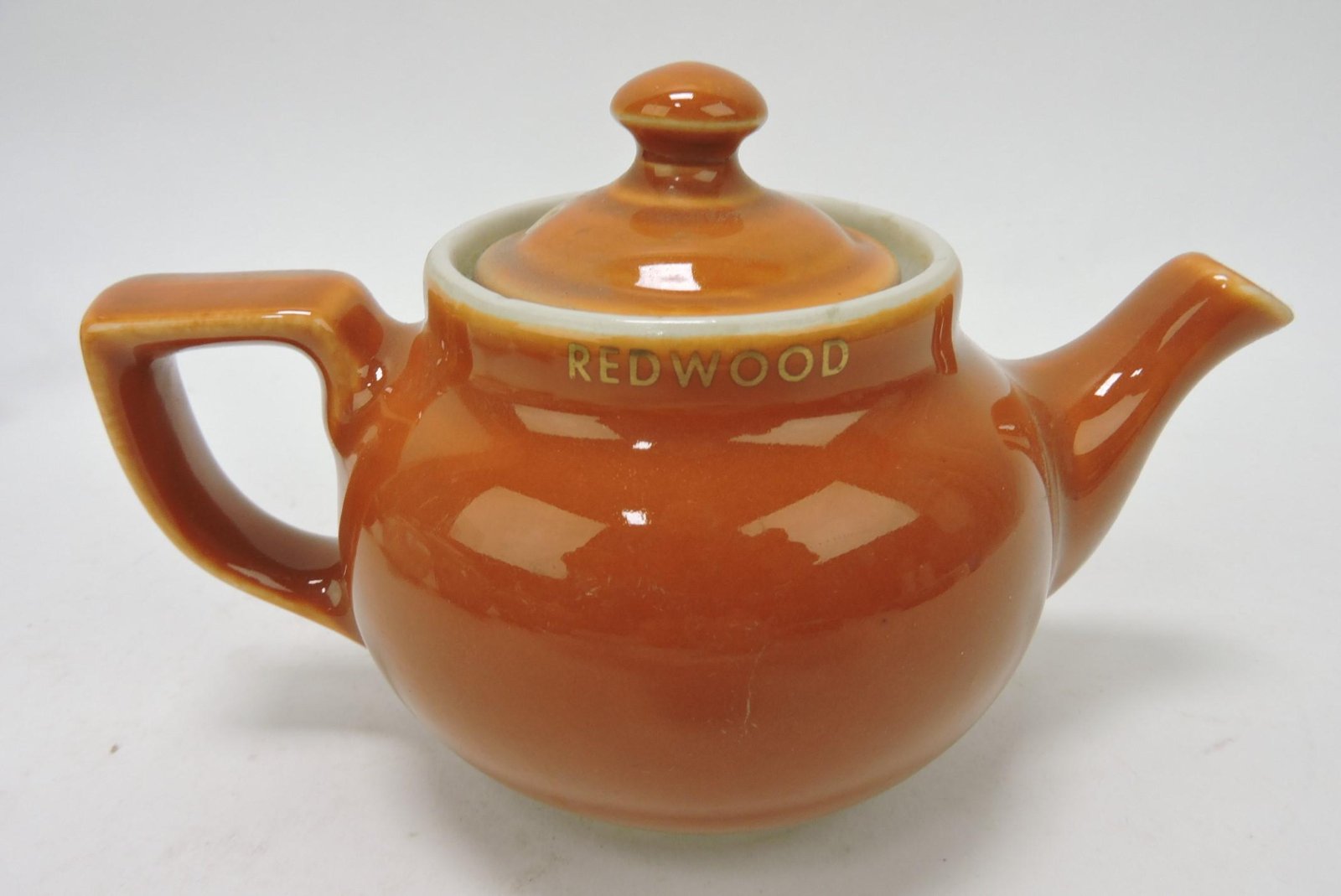 Hall China shop color sample Bosto
