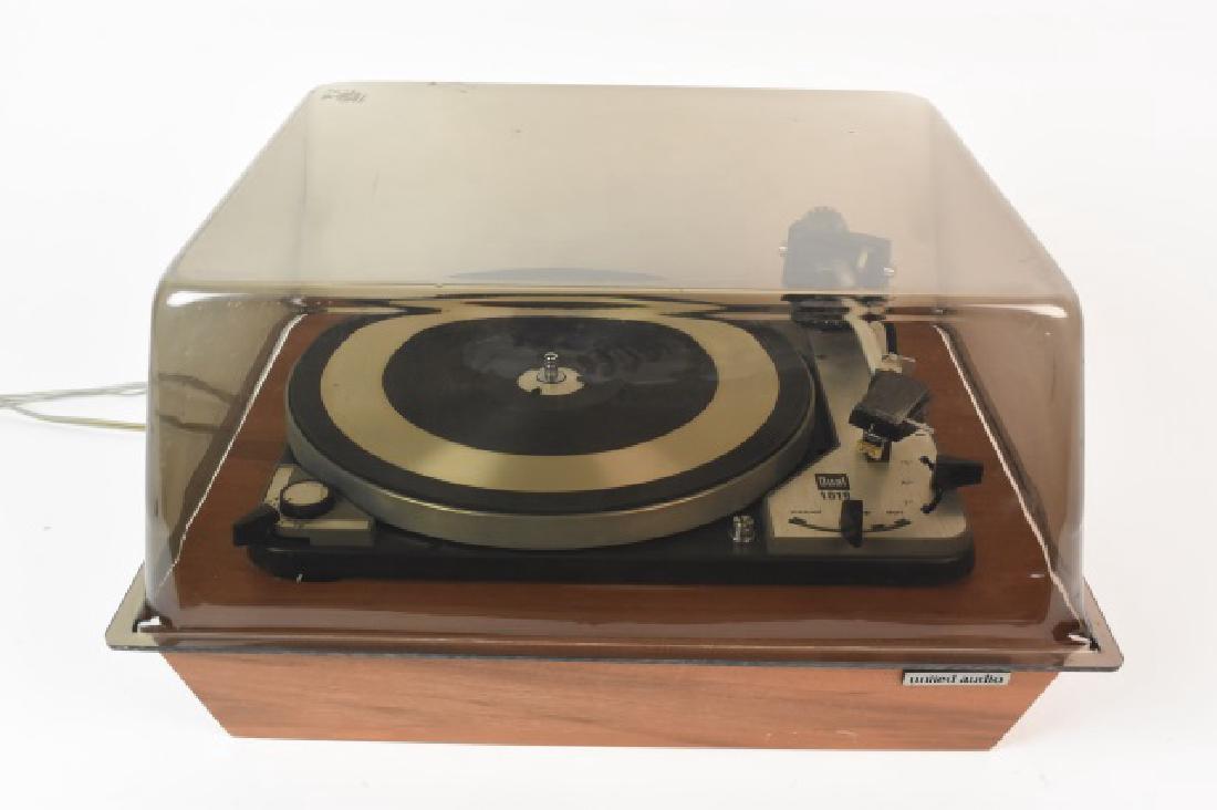 Vintage Dual 1019 Record Player