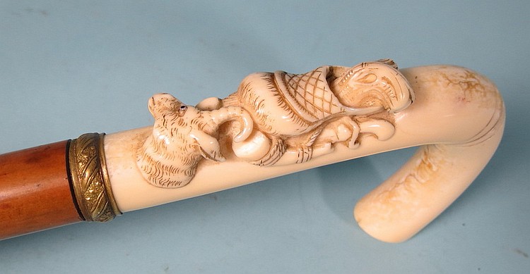 CARVED IVORY HANDLE WALKING STICK: