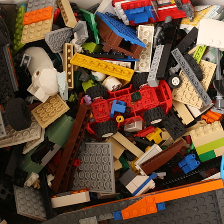 PARTI LEGO, cirka 4 kg.