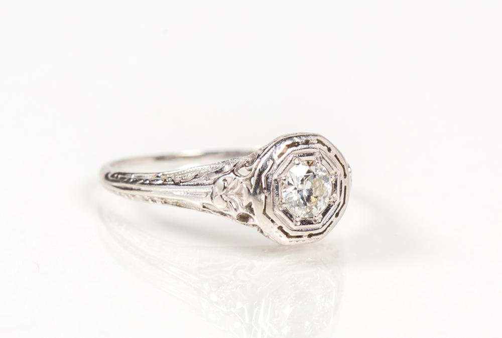 Filigree 18K Diamond Ring