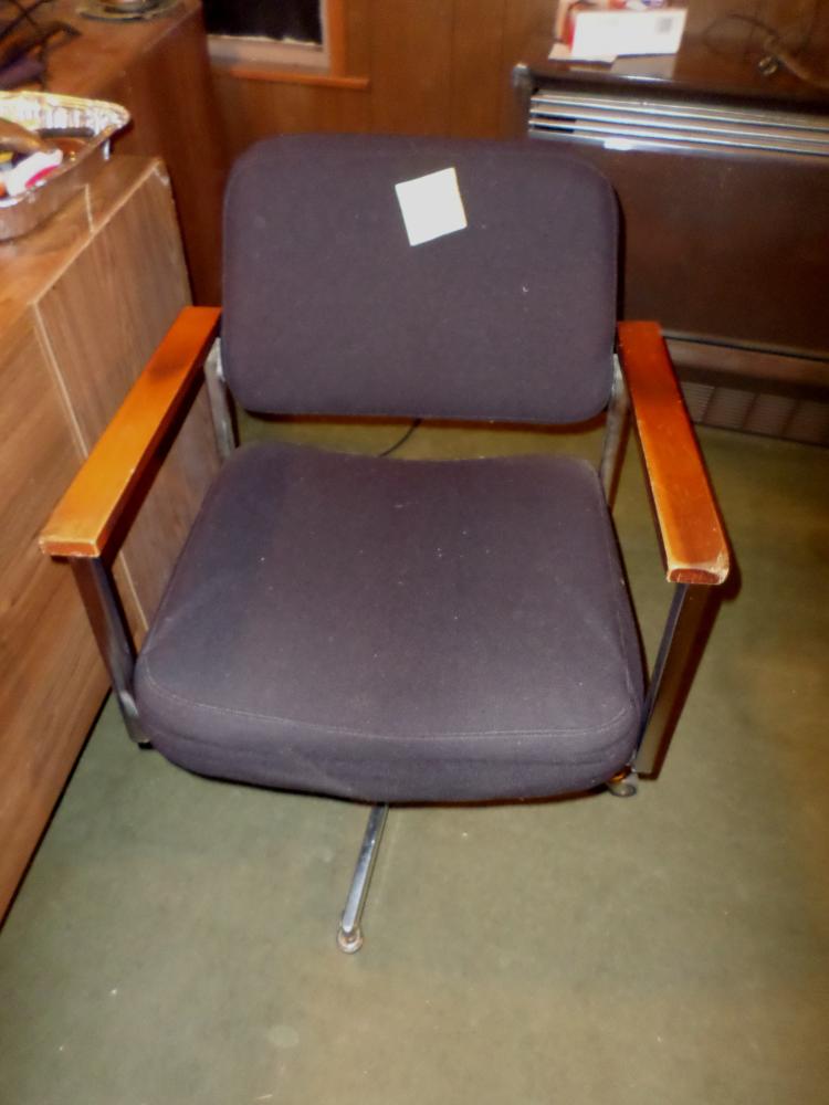Black Cloth Rolling Office Chair
