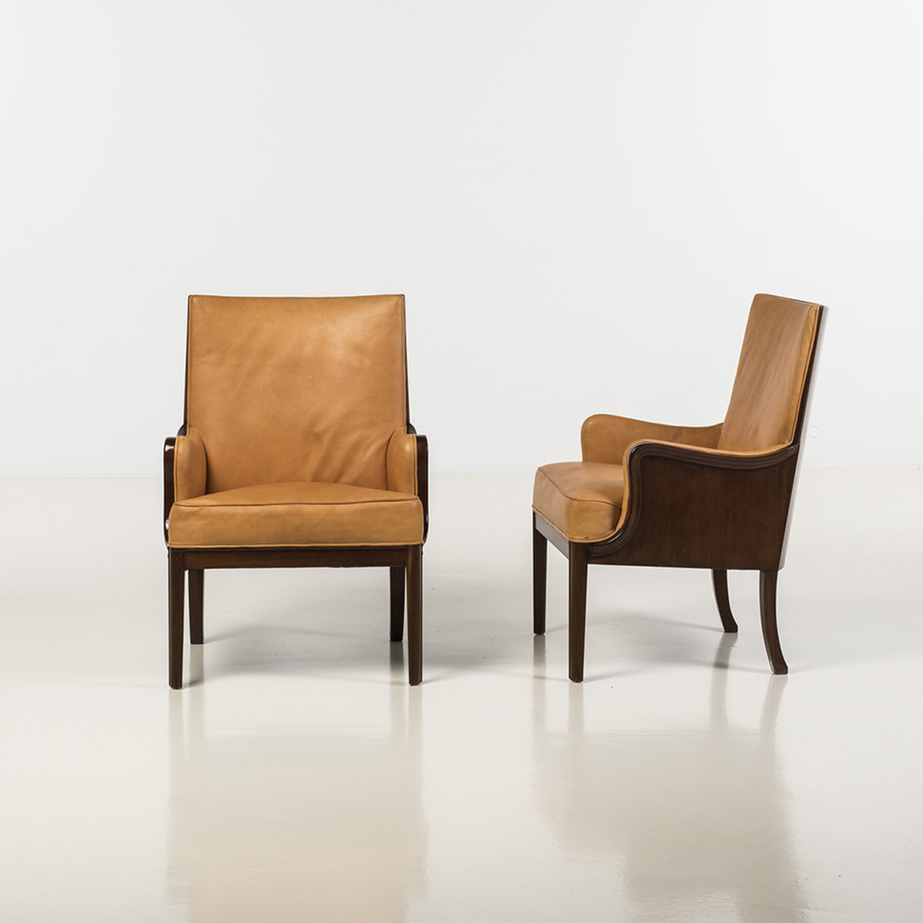 Frits Henningsen (1889-1965)Paire de fauteuils