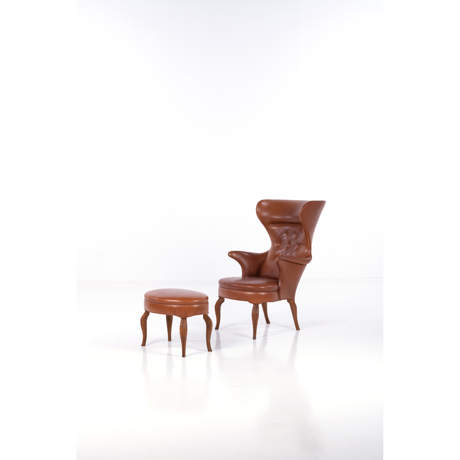 Frits Henningsen (1889-1965) Fauteuil et ottoman