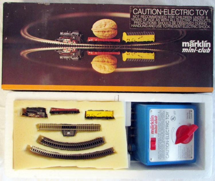 Marklin 8165 Z-Scale Mini-Club Starter Train Set