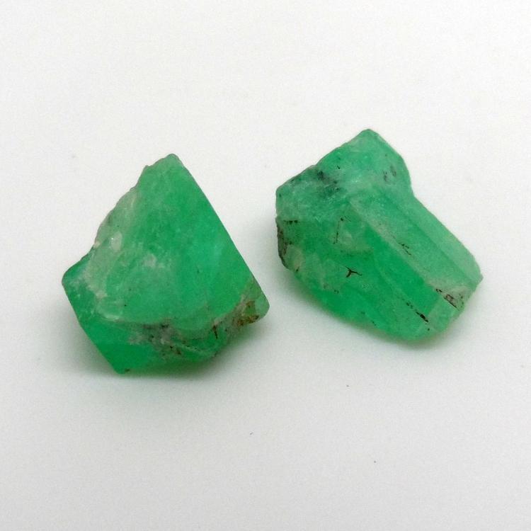 9.60 CTS LOT OF ROUGH EMERALD