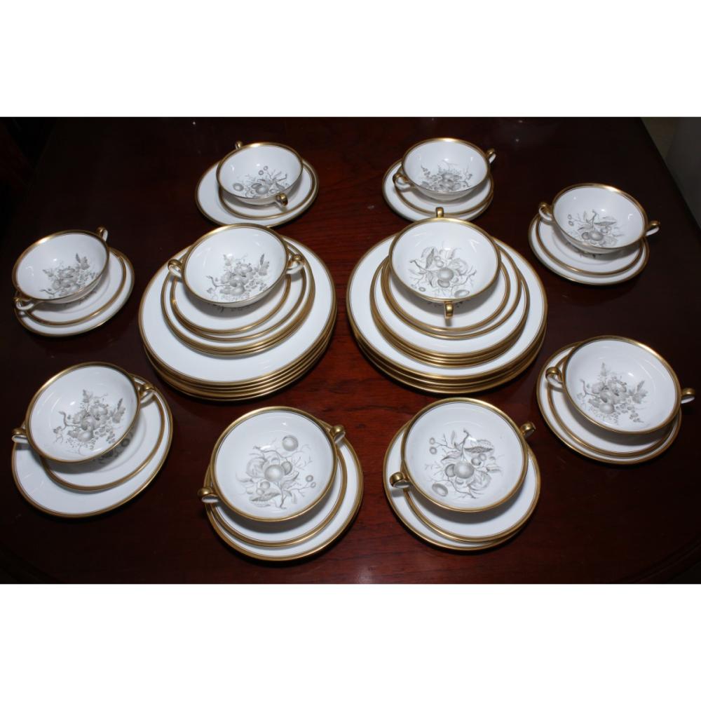 Part Spode Dinner Service,