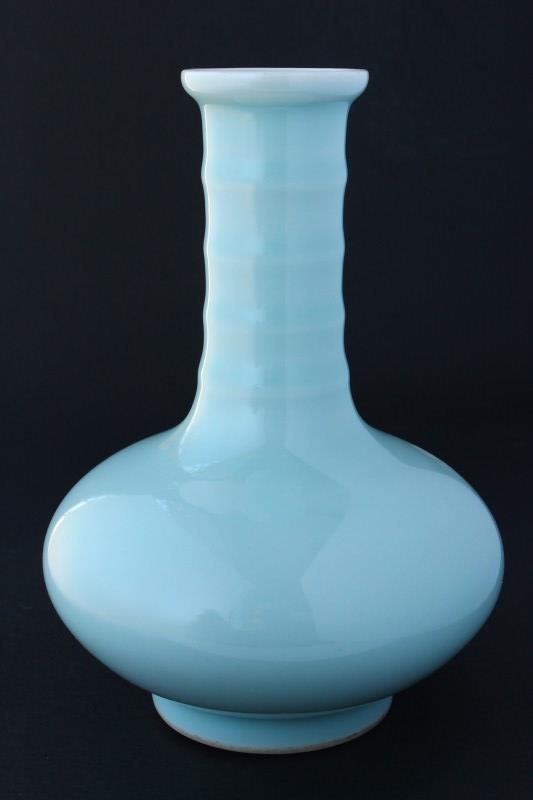 Chinese Monochrome Porcelain Vase,