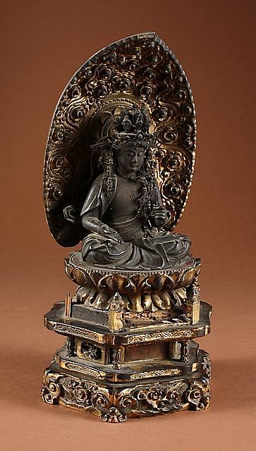 CHINESE SEATED CARVED WOOD BUDDHA