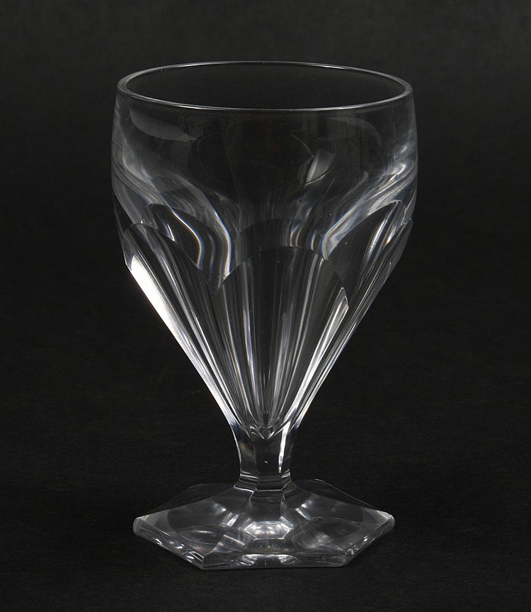 FOURTEEN WHITE WINE BACCARAT HARCOURT GLASSES - Fourteen...