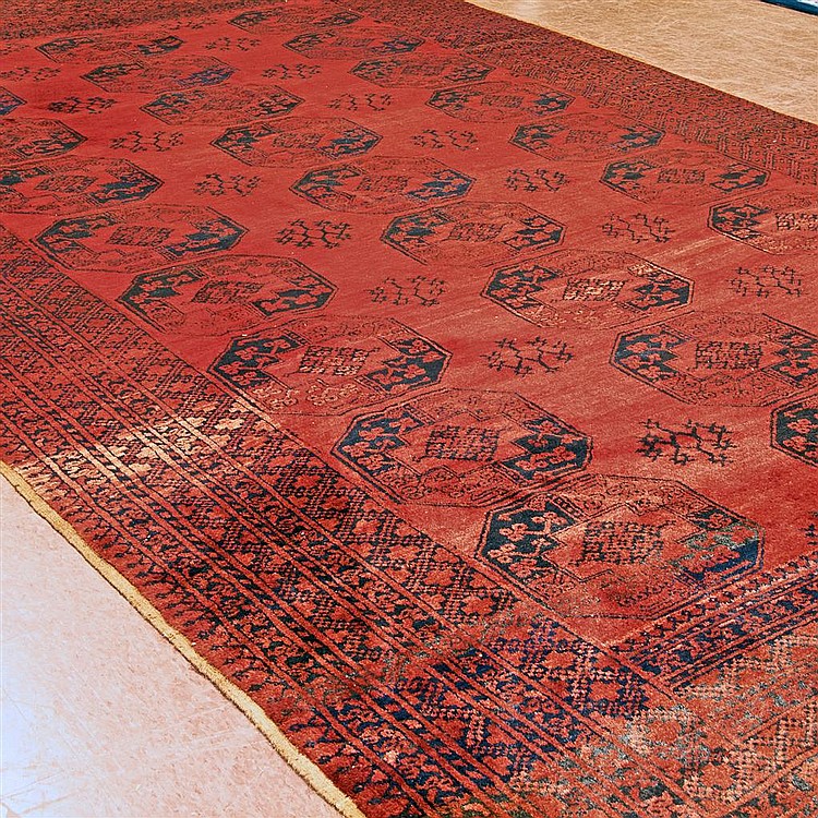 CARPET: HAND-KNOTTED TURKOMAN - All wool with regimental...