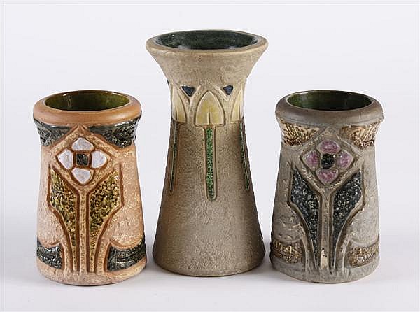 THREE ROSEVILLE "MOSTIQUE" POTTERY VASES - Three Roseville Mostique vases
