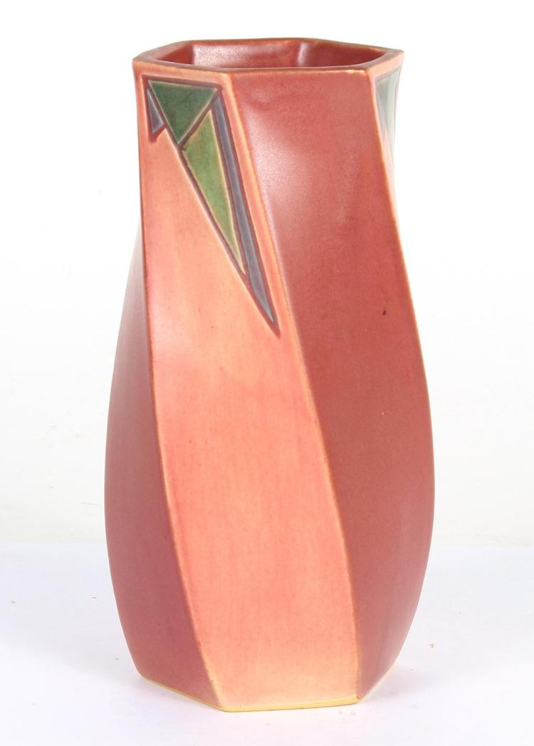ROSEVILLE POTTERY; FUTURA VASE