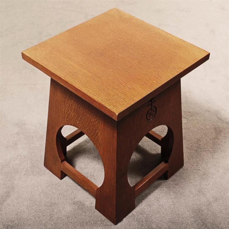STICKLEY: TABORET TABLE - Arts & Crafts style planked oak