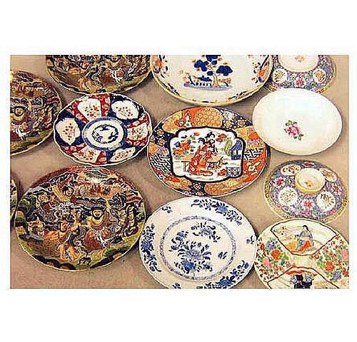 Miscellaneous oriental ceramics. (A lot). The