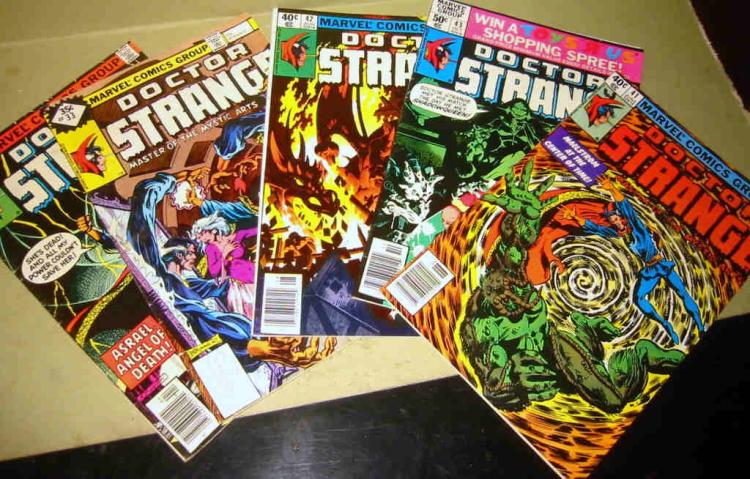 Lot of 5 Marvel Comic Books "Doctor Strange"