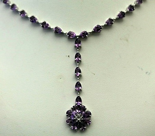 Lady's Gorgeous Silver Necklace with Amethyst (21I)