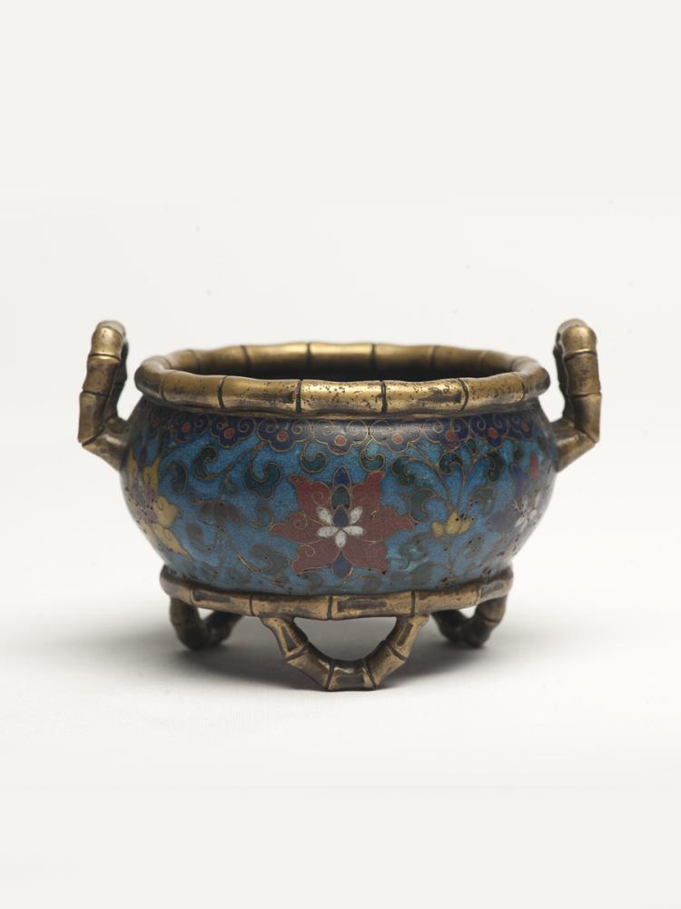 A BRONZE ENAMEL-INLAID CENSER