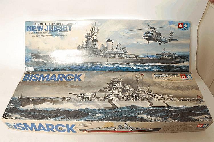 TAMIYA: Two vintage Tamiya warship model kits -
