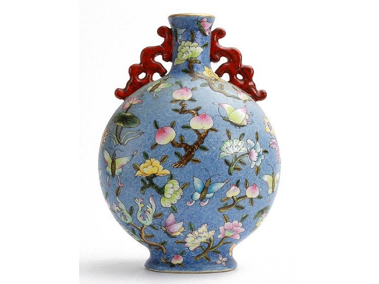 A Chinese porcelain vase, the flattened form well