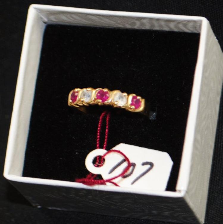 LADIES 14K YELLOW GOLD RUBY & SAPPHIRE RING