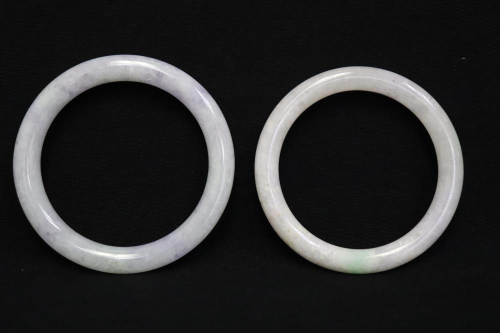 2 translucent lavender jadeite bangles