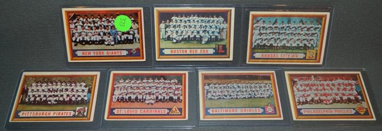 1957 Topps Team Card Lot of (7) Cards