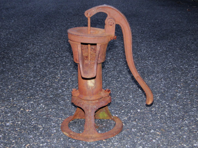CAST IRON WELL WATER PUMP