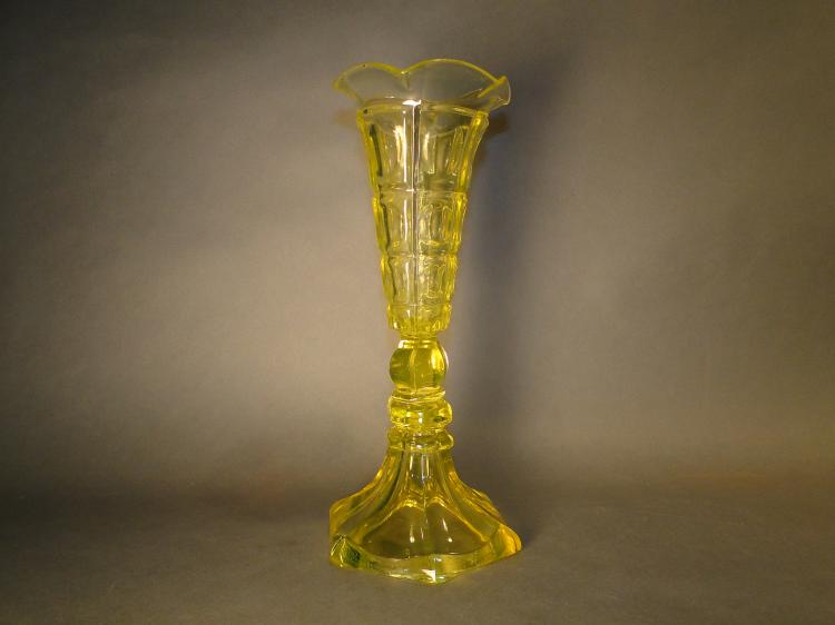 Boston Sandwich glass Vase