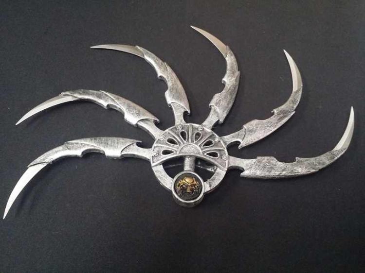 Alien vs Predator Shuriken Blade replica weapon