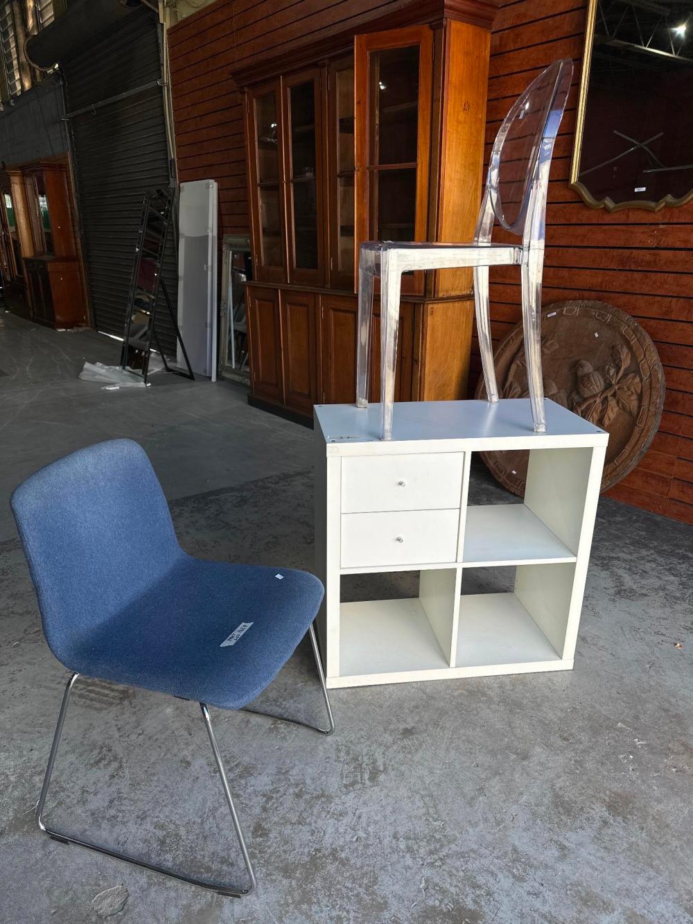 Three pieces of modern furniture IKEA unit 76.5 cm wide