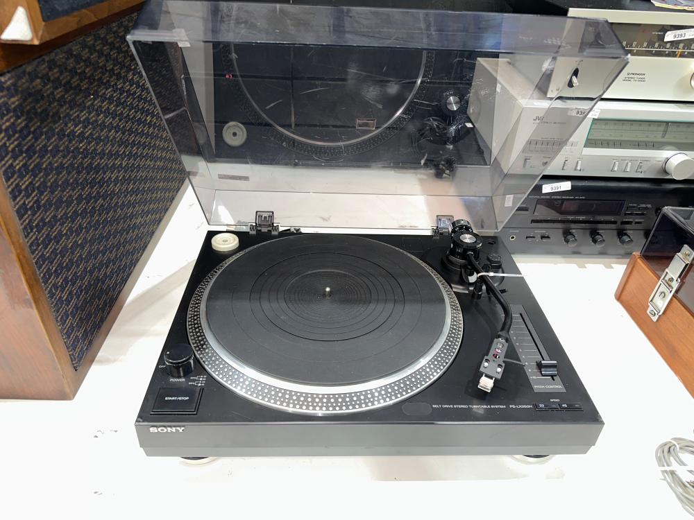 Sony Turntable, Belt Drive Stereo Turntable System PS-LX350H. Width approx 45cm