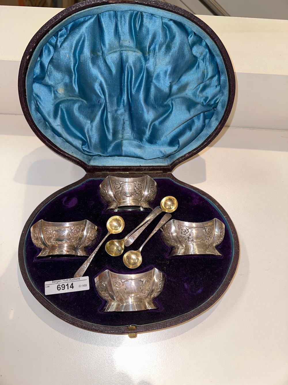 Boxed salt dish set with hallmarked sterling silver spoons